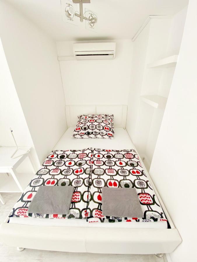 Loft With Rooftop And Free Parking In Garage Budapest Extérieur photo