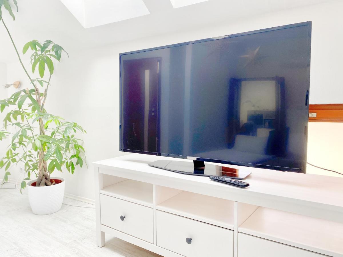 Loft With Rooftop And Free Parking In Garage Budapest Extérieur photo